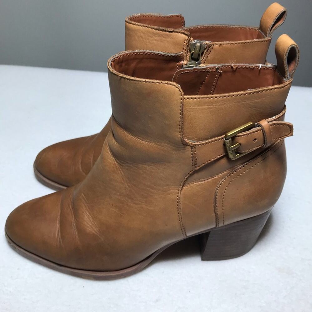 Ralph Lauren western ankle booties 6.5 zipper buckle cowgirlcore heeled classic